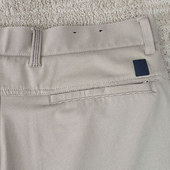 Halsey 44 | Breakwater Sport Short - Picture 9 of 10